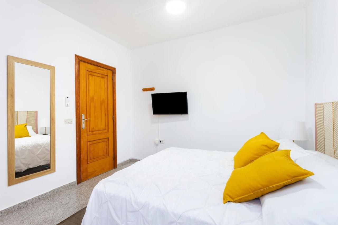 Eden Rentals 105 Surfy Stylish Bed&Coffee Room グラナディージャ・デ・アボナ エクステリア 写真
