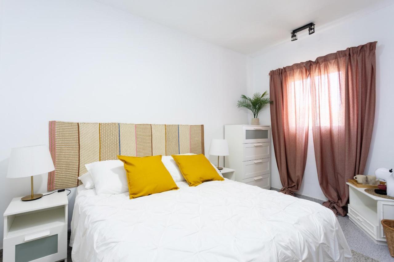 Eden Rentals 105 Surfy Stylish Bed&Coffee Room グラナディージャ・デ・アボナ エクステリア 写真